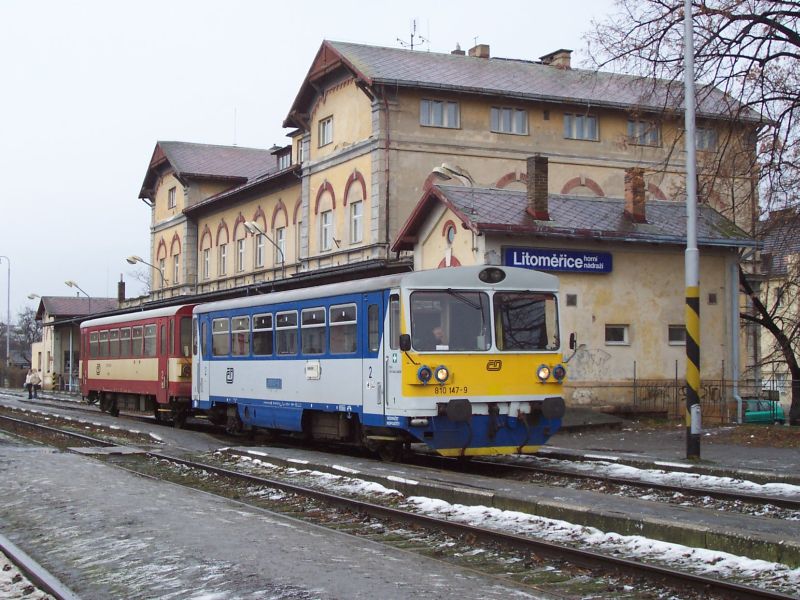 810-011.jpg